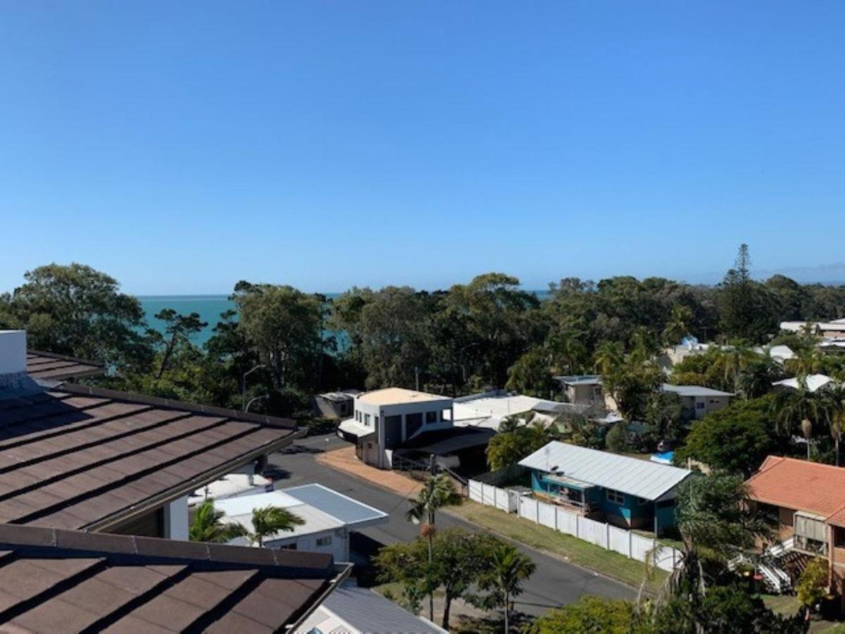 Grand Mercure Allegra Hervey Bay Eksteriør bilde View of the bay from the town