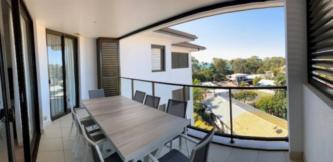 Grand Mercure Allegra Hervey Bay Eksteriør bilde A balcony