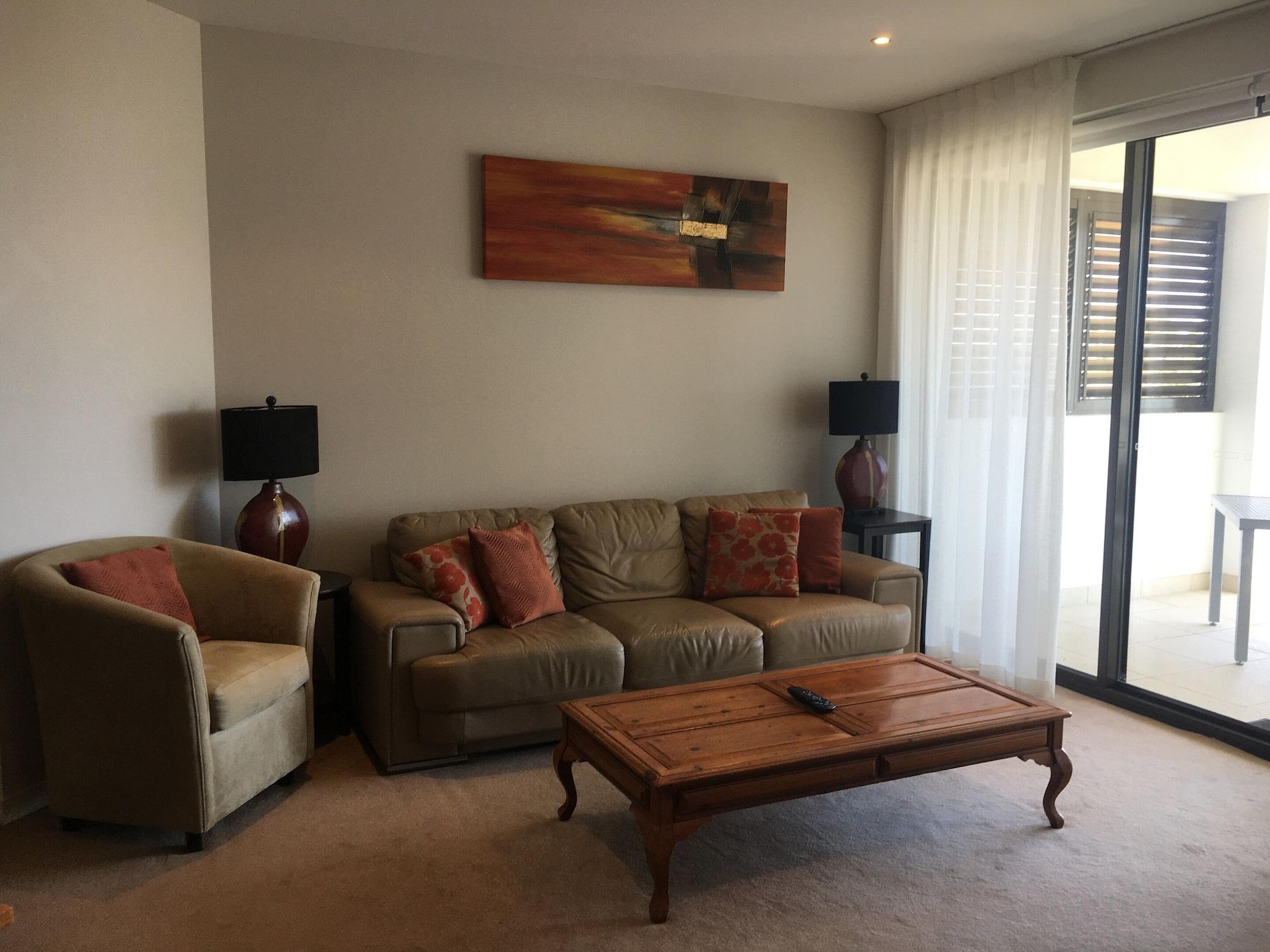 Grand Mercure Allegra Hervey Bay Eksteriør bilde Living room