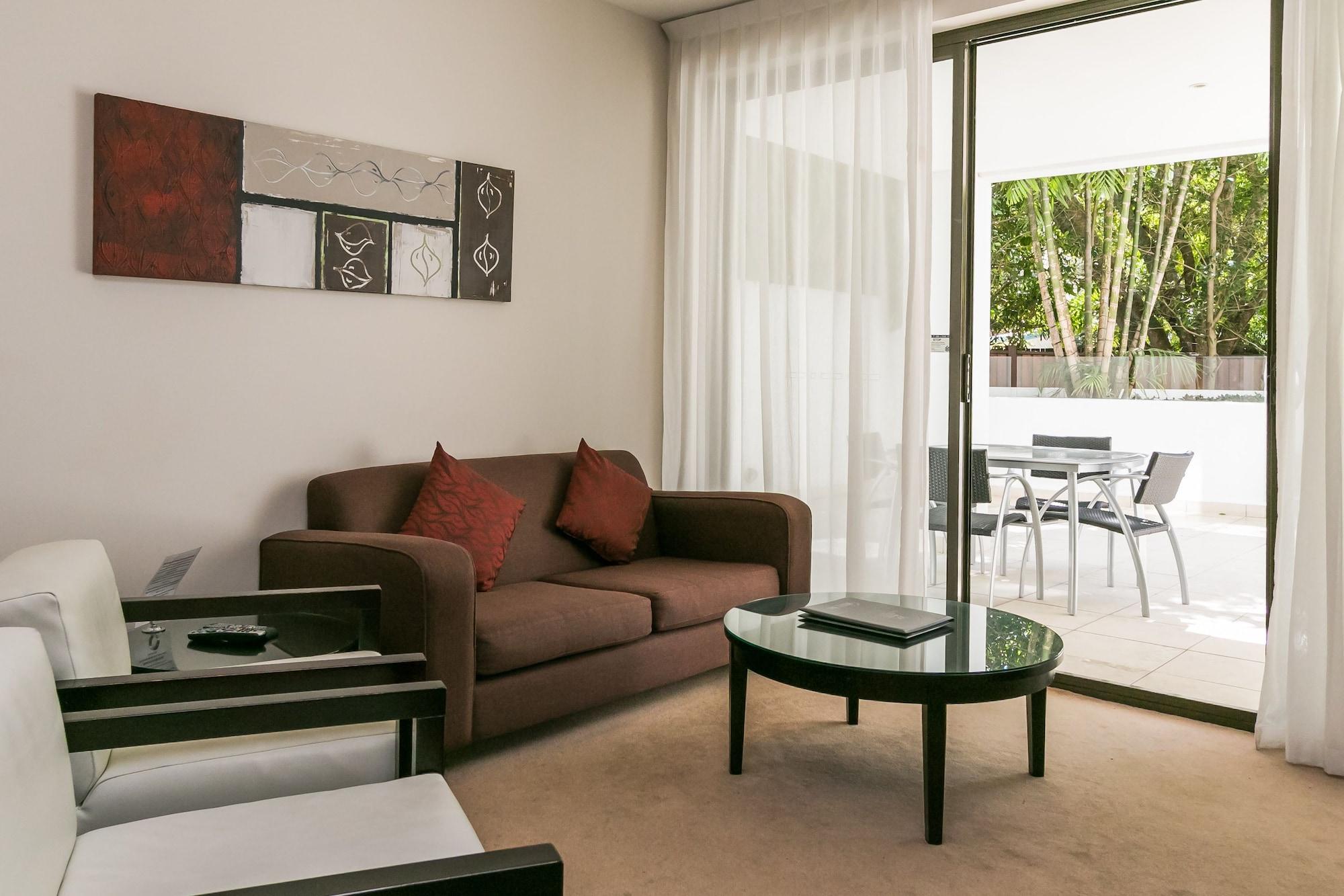 Grand Mercure Allegra Hervey Bay Eksteriør bilde A typical apartment at the hotel
