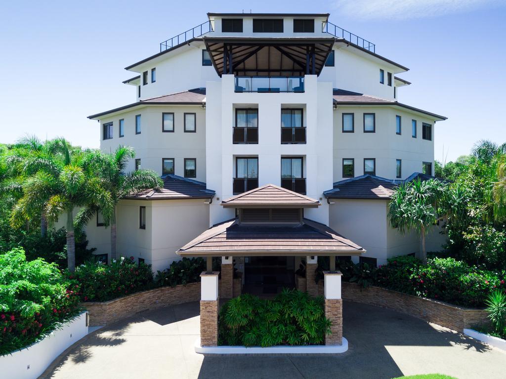 Grand Mercure Allegra Hervey Bay Eksteriør bilde The hotel's main building