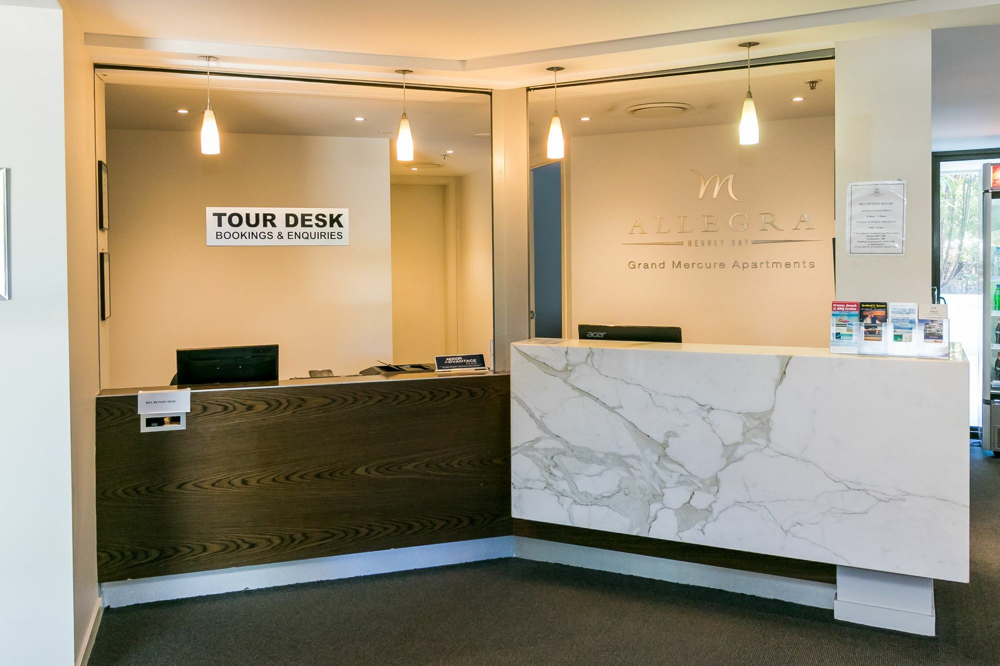 Grand Mercure Allegra Hervey Bay Eksteriør bilde Tour Desk at the National Museum of the United States Army